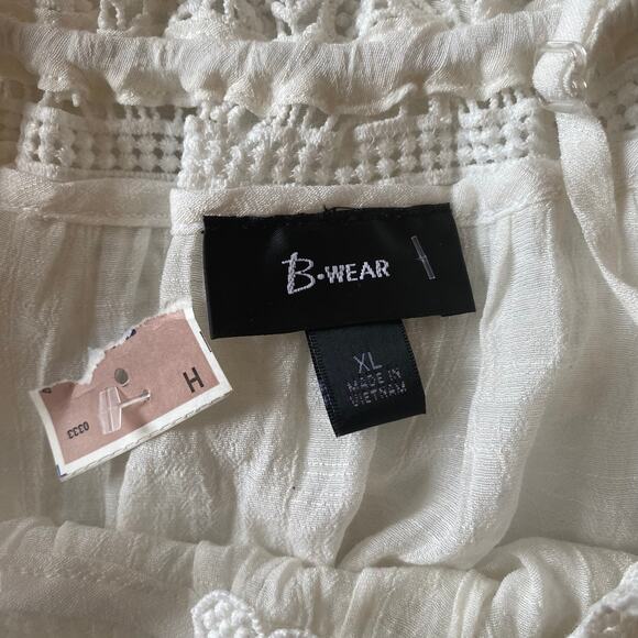 White Semi-Sheer Crochet Trim Blouse XL Bell Sleeve Fairycore Boho Western - Picture 4 of 8